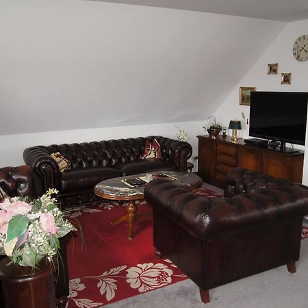 Grosse Ferienwohnung Heiligenstedten Экстерьер фото